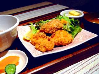 �{�ނ˓����c�g��