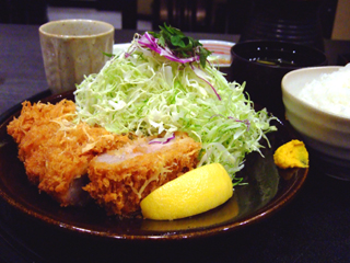 �o������H